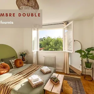  Hébergement de vacances Les Coteaux